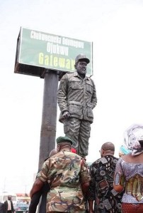 OjukwuStatueOjukwuGateway2