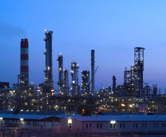 Biafra_Refinery23