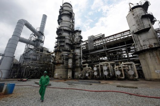Biafra_Refinery763