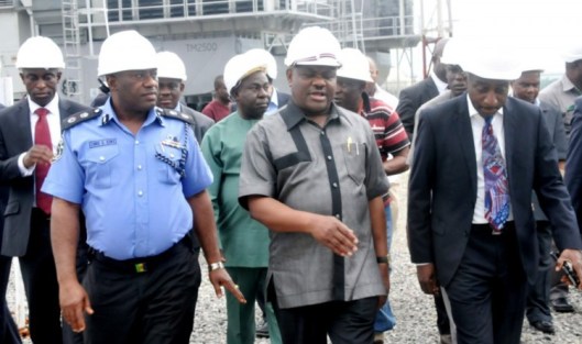 PIC.-21.-GOV.-WIKE-OF-RIVERS-VISITS-PORT-HARCOURT-REFINERY-Biafra_Refinery33912d